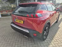 PEUGEOT 2008 1.2 Puretech 130pk Allure Foto