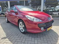 PEUGEOT 307 2.0 16V CC Coupe Pack Foto